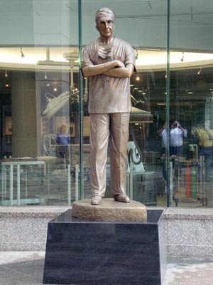 Micheal E. Debakey, M.D bronze portrait sculpture monumwent by Edd Hayes