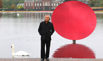 Anish Kapoor sculpture