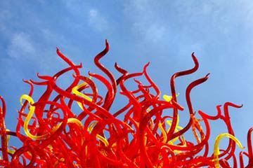 Dale Chihuly glass sculpture