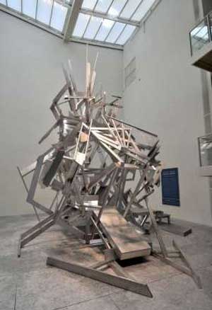 Gustavo Godoy Sculpture