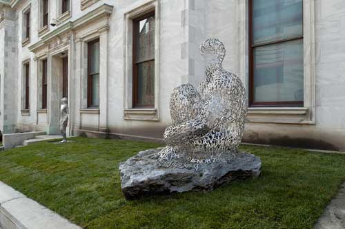 Jaume Plensa sculpture