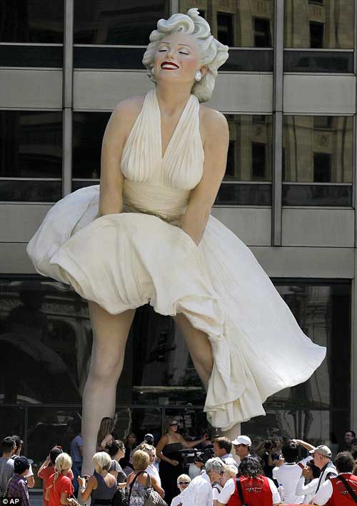 Marilyn Monroe Sculpture by Seward Johnson