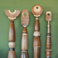 Totems by Mark Carroll - search and link Sculpture with SculptSite.com