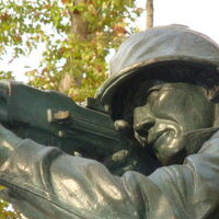 5th Marine Division Memorial by Robert Eccleston - search and link Sculpture with SculptSite.com