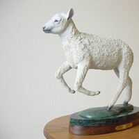 Rompin Lambkin TS by Dawn Weimer - search and link Sculpture with SculptSite.com