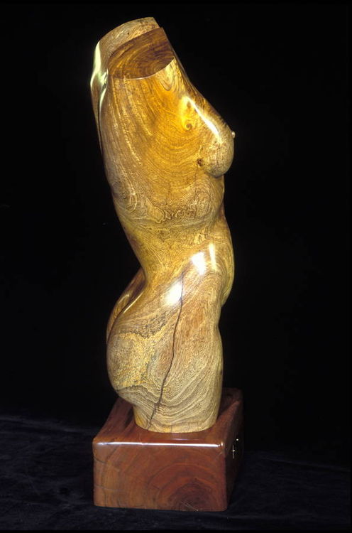 Woman by Judith Copeland - search and link Sculpture with SculptSite.com