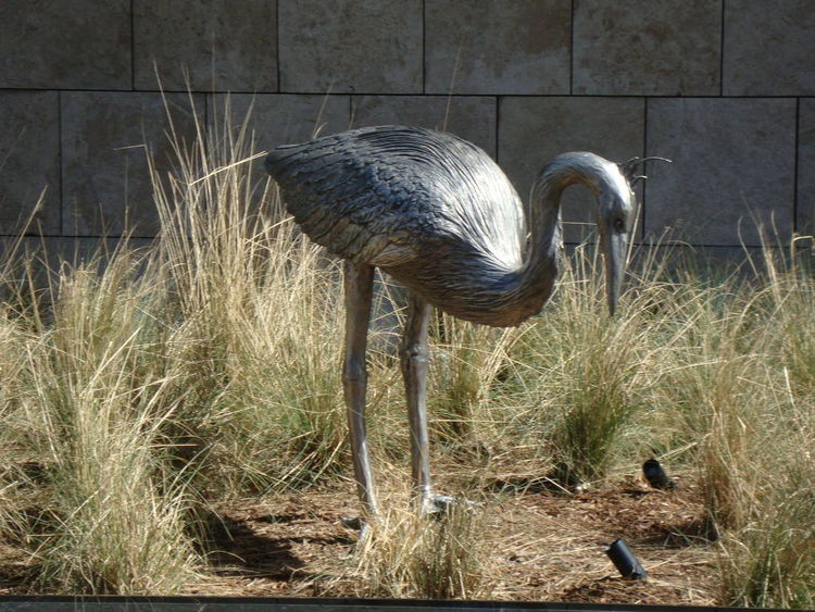 Monuments - Heron Henrietta by Edd Hayes - search and link Sculpture with SculptSite.com