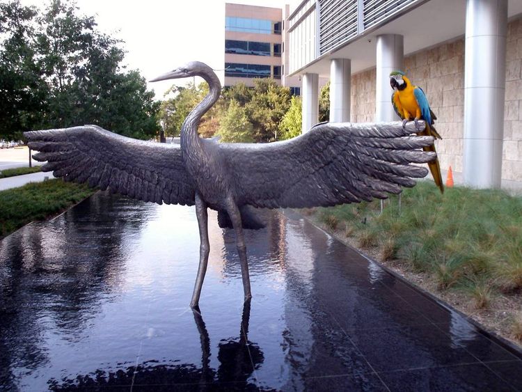 Monuments - Heron Creek by Edd Hayes - search and link Sculpture with SculptSite.com