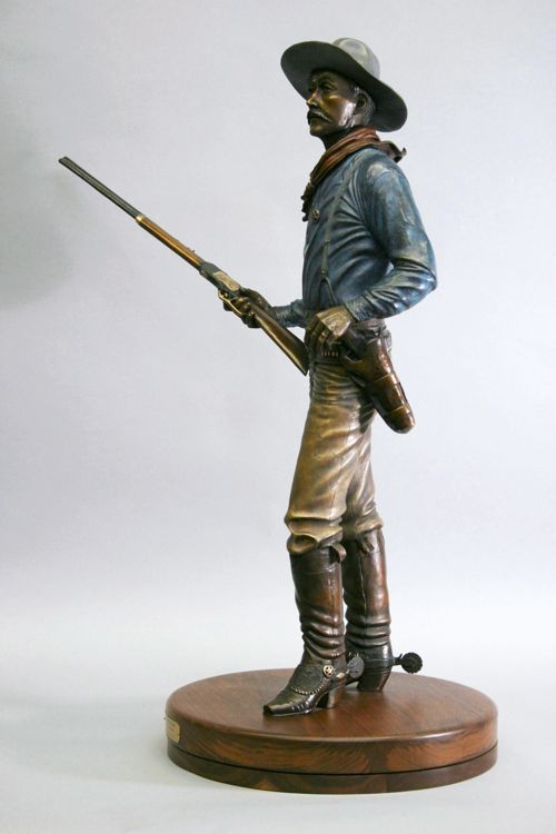 Texas Ranger - Watcing Over Texas by Edd Hayes - search and link Sculpture with SculptSite.com