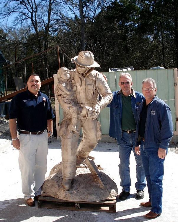 Monuments - A Breath of Valor by Edd Hayes - search and link Sculpture with SculptSite.com