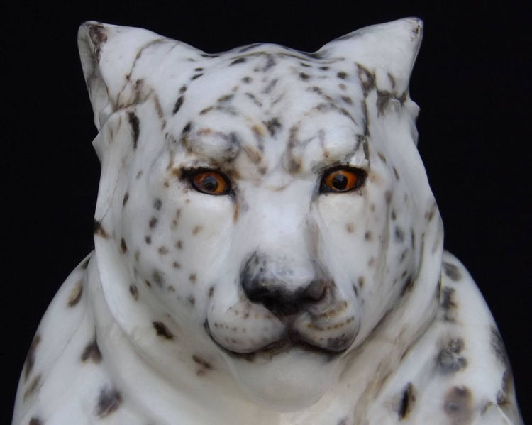 The Guardian (Snow Leopard and Kit) by Gerald Sandau - search and link Sculpture with SculptSite.com