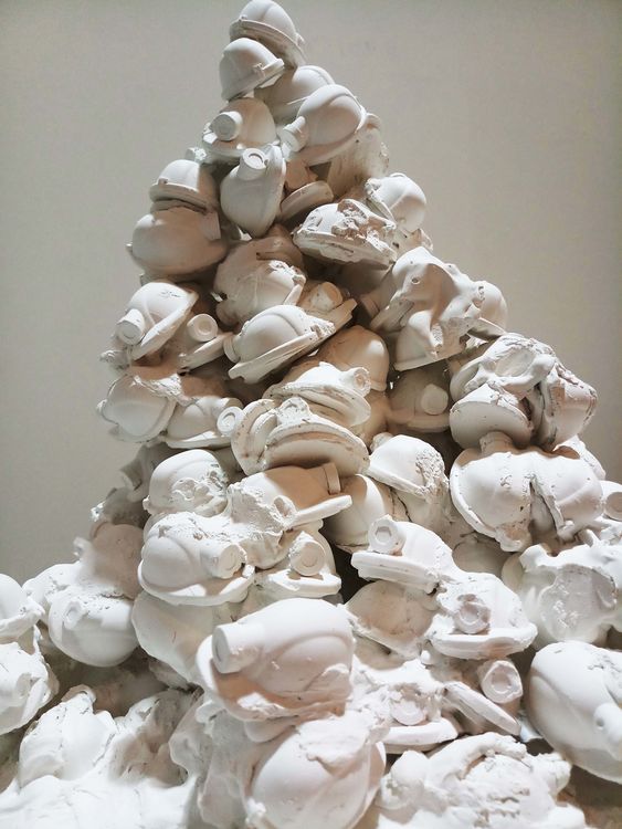 Working class: Do they exist? by Priyanka Muthuraman - search and link Sculpture with SculptSite.com