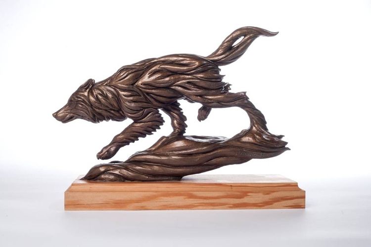 Spirit of the Wolf by Robert Eccleston - search and link Sculpture with SculptSite.com