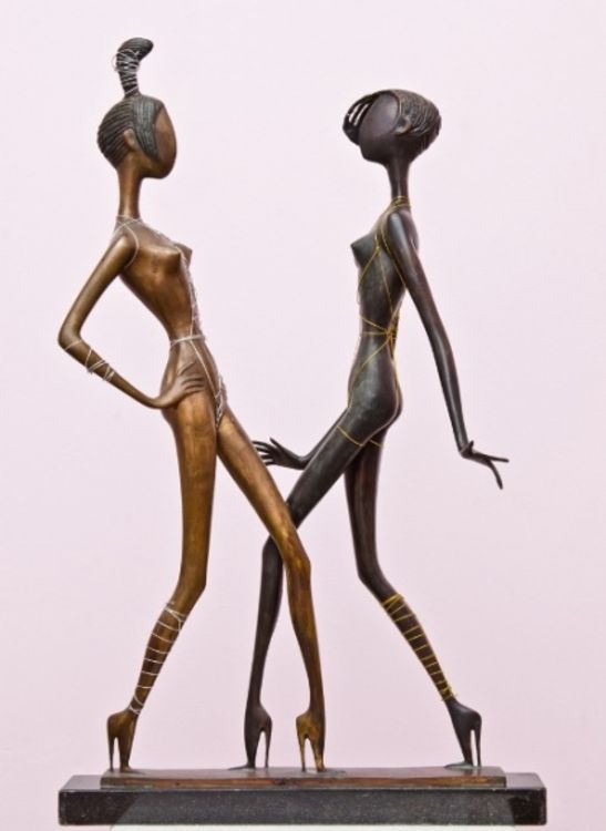 ..BLACK AND WHITE BEAUTIES 2002.year.bronza.102 x 58 x 38 sm by Zakir Ahmedov - search and link Sculpture with SculptSite.com