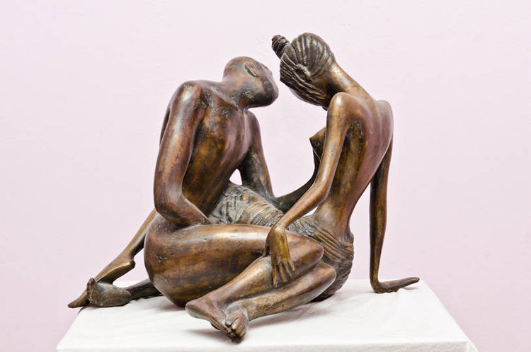 .Love2002 .year.bronze.38x48x40 sm  Weight in 80 kg. by Zakir Ahmedov - search and link Sculpture with SculptSite.com