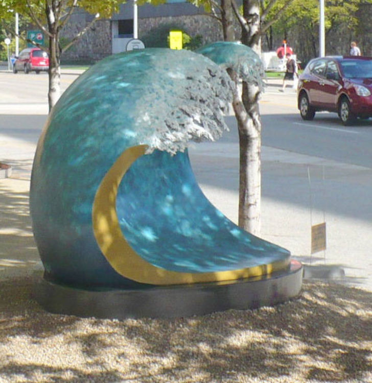 Big Copacabana Wave by Ana Lazovsky - search and link Sculpture with SculptSite.com