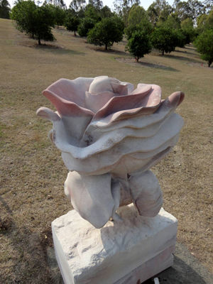 Rose by Antone Bruinsma - search and link Sculpture with SculptSite.com