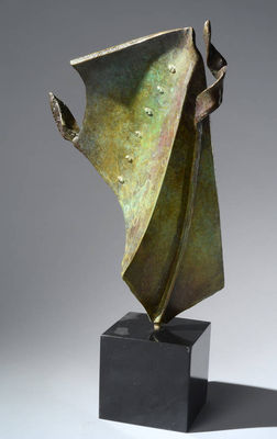 Cloak by Robert Pulley - search and link Sculpture with SculptSite.com