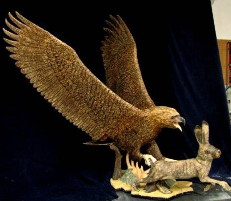 Golden Eagle by Edward Kitt - search and link Sculpture with SculptSite.com