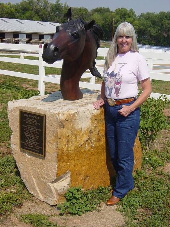 The Teacher by Dawn Weimer - search and link Sculpture with SculptSite.com