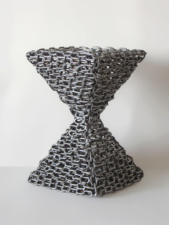 Pyramidal Hourglass by Djordje Aralica - search and link Sculpture with SculptSite.com