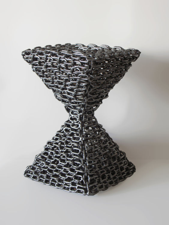 Pyramidal Hourglass by Djordje Aralica - search and link Sculpture with SculptSite.com