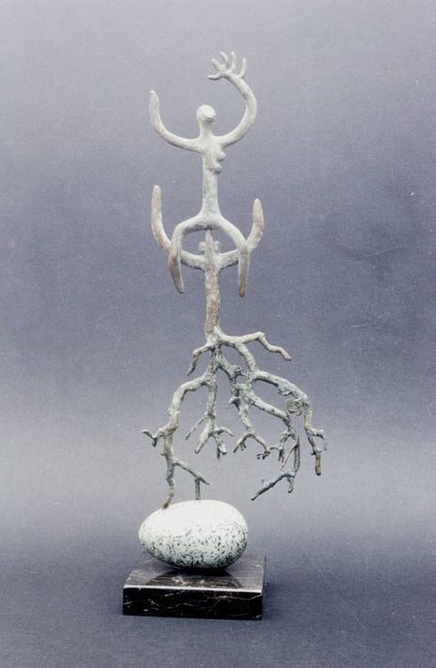 Life Tree           by Emin Petrosyan - search and link Sculpture with SculptSite.com