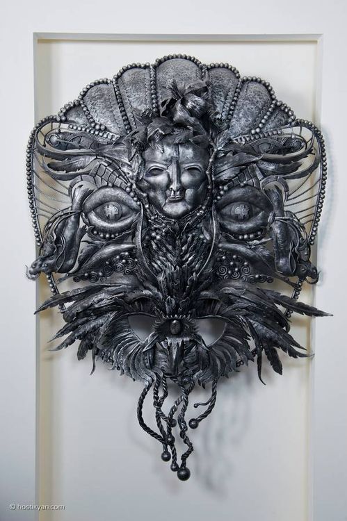 Mask of Winter Queen by Arman Hostikyan - search and link Sculpture with SculptSite.com