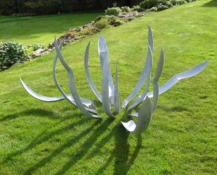 Agave by Richard Warner - search and link Sculpture with SculptSite.com