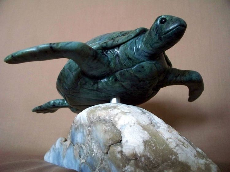 Green Sea Turtle by Jason Nelson - search and link Sculpture with SculptSite.com