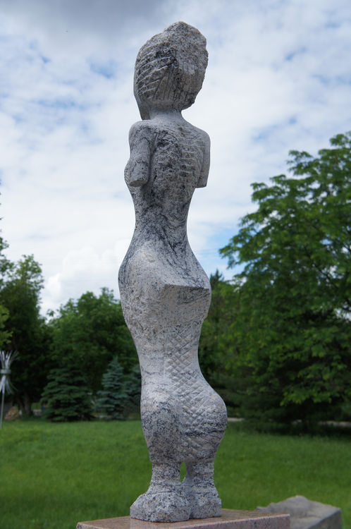 ETRUSCAN MAENAD : NH RAGAZZA by Jon Barlow Hudson - search and link Sculpture with SculptSite.com