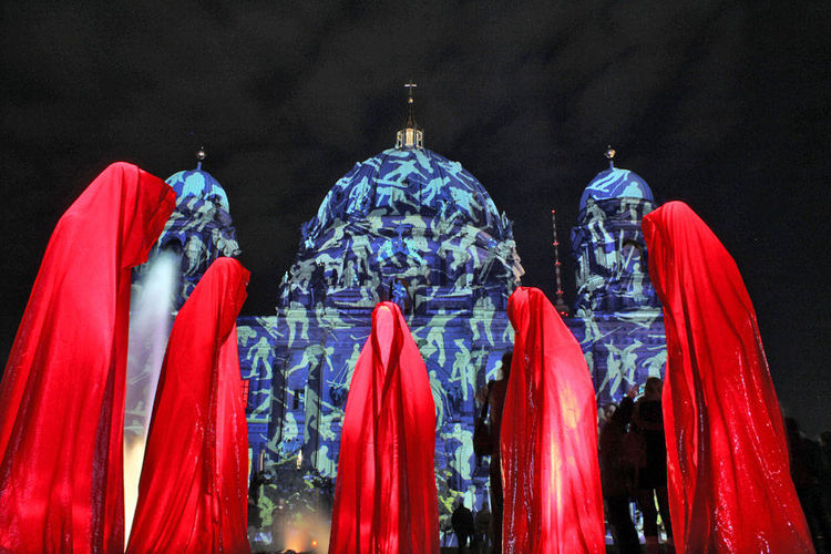  by Manfred Kielnhofer - search and link Sculpture with SculptSite.com