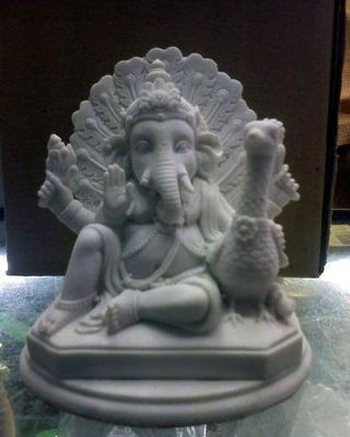 Ganesh by Krich Rungsila - search and link Sculpture with SculptSite.com