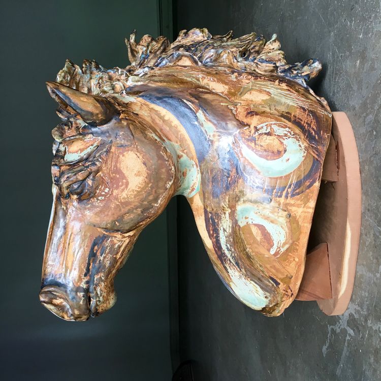 Horse by Carol Fleming - search and link Sculpture with SculptSite.com