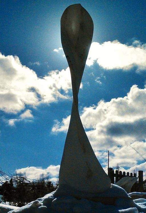 Maypole by Martin Cooney - search and link Sculpture with SculptSite.com