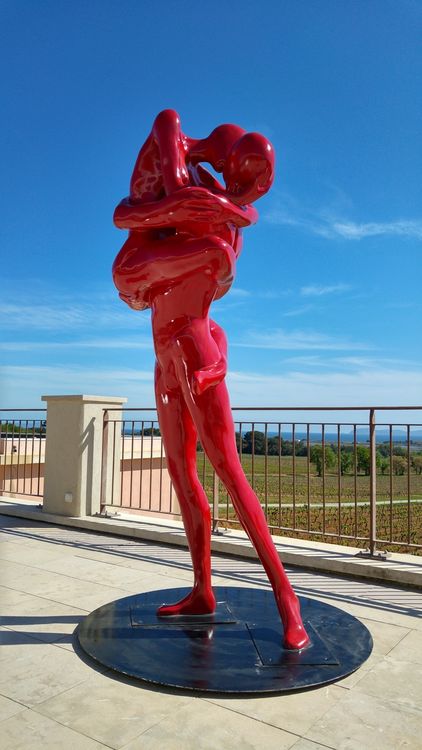 KISS by PATRICK MONTALTO - search and link Sculpture with SculptSite.com