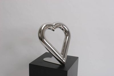 Love by Chris ORourke - search and link Sculpture with SculptSite.com