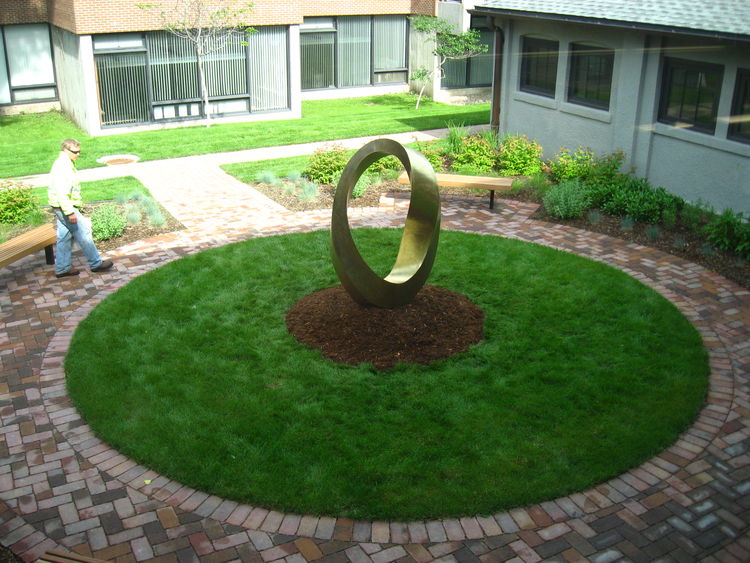 INFINITY (Double Mobius Strip) - University of Minnesota Morris, 2014 by Plamen Yordanov - search and link Sculpture with SculptSite.com