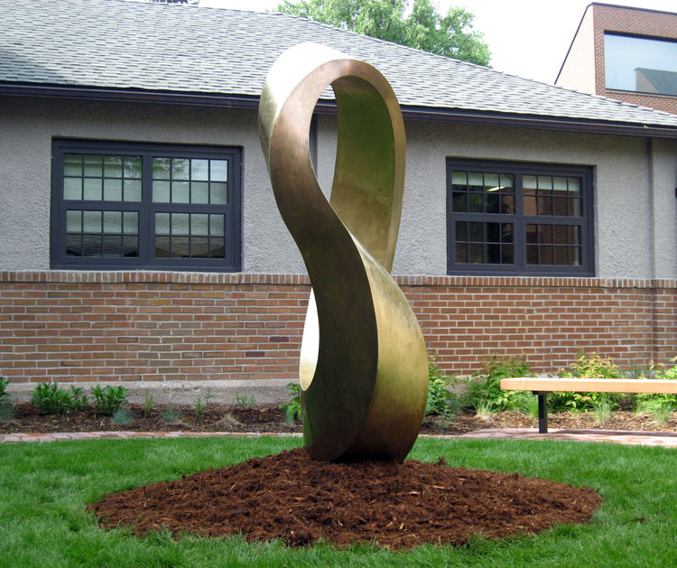INFINITY (Double Mobius Strip) - University of Minnesota Morris, 2014 by Plamen Yordanov - search and link Sculpture with SculptSite.com