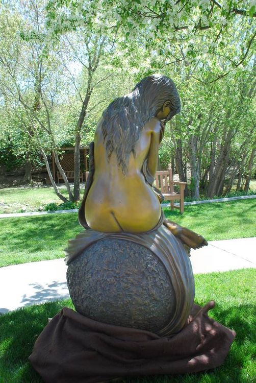 SOLITAIRE by J. Anne Butler - search and link Sculpture with SculptSite.com